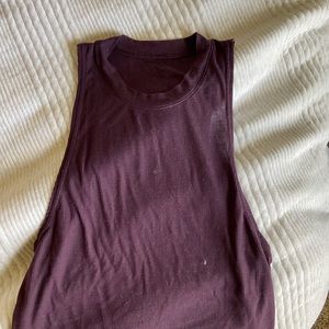 Alo yoga heat wave tank.